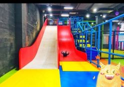 -蹦贝运动中心·蹦床·攀岩·闯关(龙岗店)
