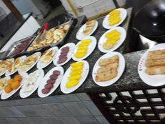 -八一路好吃街(雨田商务大厦店)