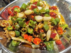 香辣牛蛙-小凤庭·地道湖北菜武昌鱼·藕汤(38年黄鹤楼店)