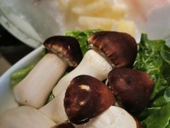 -享月汤皇·海鲜小火锅·聚会(曲江创意谷店)