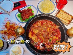-江湖小牛·水煮牛排火锅(欧亚新生活购物广场店)