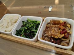 -鲁南仔·滕州炒鸡(经三路店)