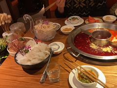 -佬土鹅肠火锅(解放路店)