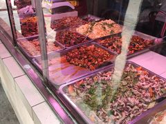 -老六素货(王顶堤店)