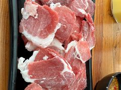 -果松木炭酸菜铜火锅·外婆参鸡汤