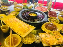 -川东坝子火锅(宝龙店)