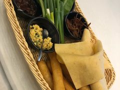 -老船夫婚宴婚庆会馆(延吉路店)