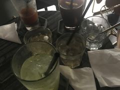 -UNI UNI(环亚凯瑟琳店)