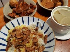 -红猪卤肉饭(大西洋美食城店)