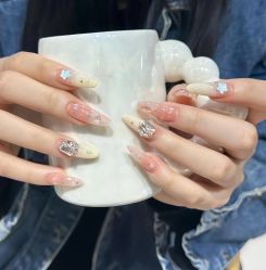 -斯馨·健康美甲美睫