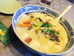 八宝鱼头-山外山菜馆(玉泉路店)