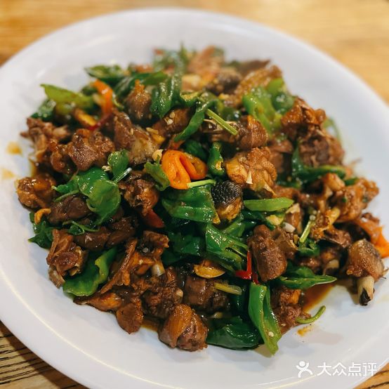 老磨坊羊汤·特色辣子鸡(塔寺北路店)