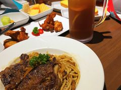 -豪客来牛排(空港华联店)