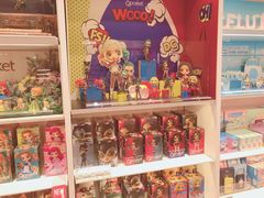 -泡泡玛特POPMART(蓝色港湾店)