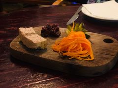 -羽深肉铺 Steak & Wine