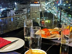 -宝利来国际大酒店-凤凰阁旋转餐厅