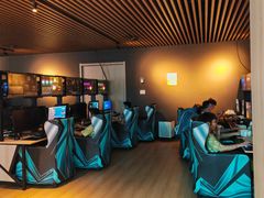 -涨巢·潮玩水疗局