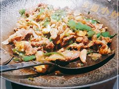 -费大厨辣椒炒肉(黄兴中心广场店)