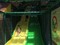 -蒙特利亲子乐园