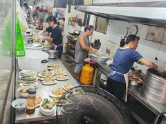 -正宗牛奇排骨饭(第一分店)