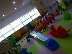 -爱婴室(上海浦建路店)