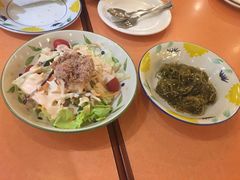 金枪鱼沙拉&裙带丝-萨莉亚意式餐厅(悦荟广场店)