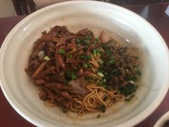 -佬钱湾仔(衣裳街店)