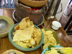 -雄伟美食(高沙中街店)