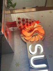 -尚艺造型.剪烫染.接发