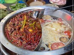 -四小区火锅·巷子里的重庆火锅(花照壁店)