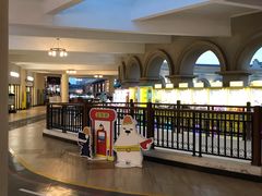 -王府井奥莱临潼小镇(临潼店)