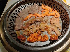 -钱小奴创意自助餐厅·原切谷饲安格斯畅吃(绍兴新昌万达店)