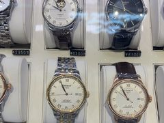 -亨吉利世界名表中心(砂之船奥莱店)