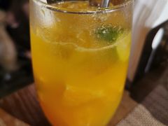 鲜果苏打-静香HOUSE·全时段融合餐厅(七星欢乐颂店)