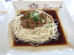 京都炸酱面-咬不得高祖生煎·简餐(高银街店)