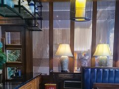 -八府香鸭·啫啫煲(华山路店)