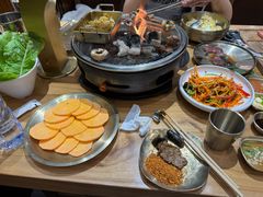 -青瓦餐厅·生鱼片·韩园烤肉(西塔店)