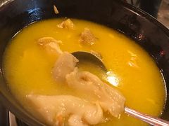 -鲜入围煮花胶鸡海鲜火锅