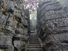 -梭布垭石林景区