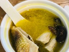 鸡汤-小滨楼(渝都大道店)