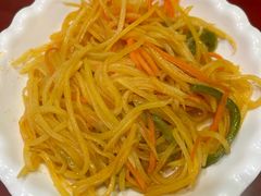 -金杨拉面王小吃面馆·牛三宝面·红烧牛肉粉