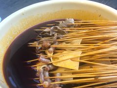 -拈签一笑黄牛肉辣卤串串