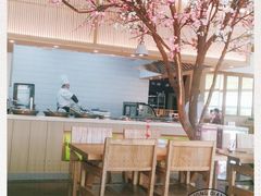 -蜜桃餐厅·伴山(湖滨商业街店)