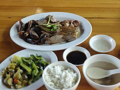 -乌文新澄海卤鹅店