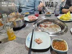 -金滏山烤肉·海鲜·火锅自助餐厅(襄阳万达店)