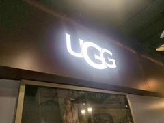 -UGG(燕莎奥特莱斯购物中心店)