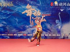 -炫艺舞蹈培训中心(枫尚奥特莱斯店)