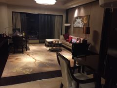 -成都保利公园皇冠假日酒店(熊猫基地店)