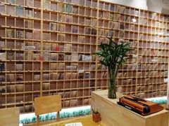 店内环境-猫的天空之城概念书店(杭州南宋御街店)