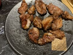 -山川小町·极番烧肉(新地假日广场店)
